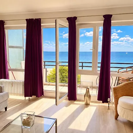 Appartement Studio Mit Traumhaftem Panorama-Meerblick Im Vierten Stock *